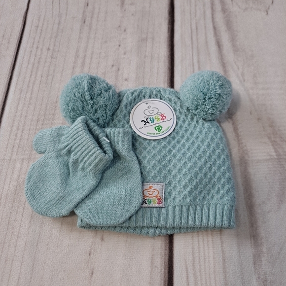 Not Your Grandma's Blanket 0-6 Month Hat and Beanie Set - Picture 1 of 6